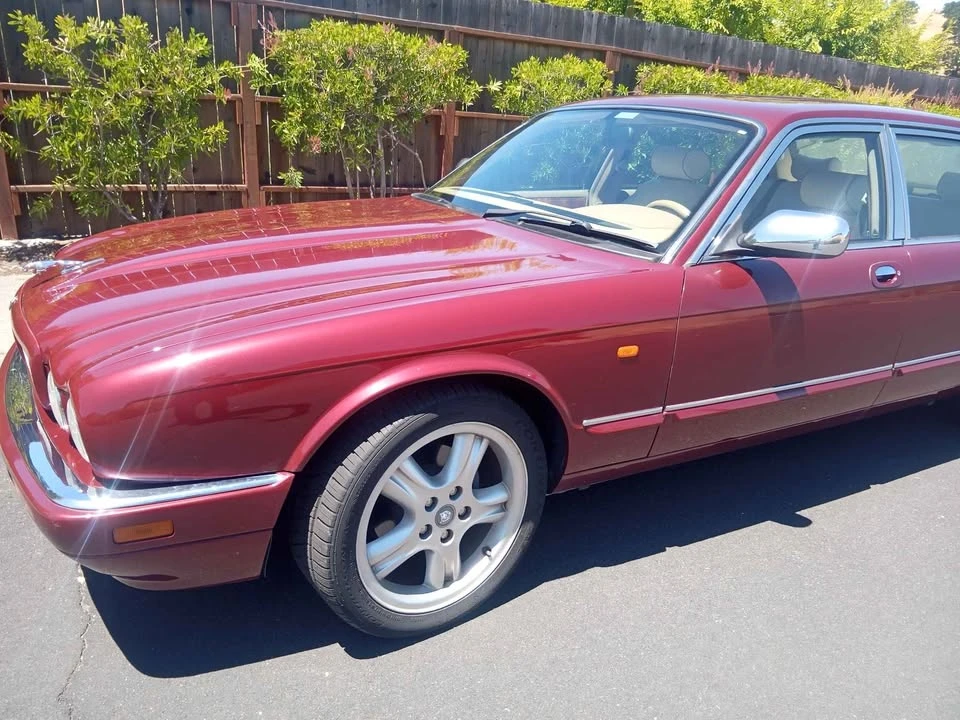 1997 Jaguar X300 XJ - Image 2 of 11