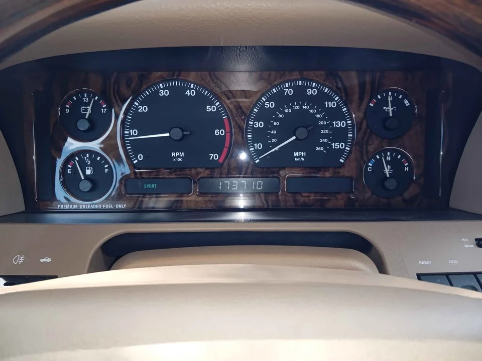 1997 Jaguar X300 XJ - Image 10 of 12