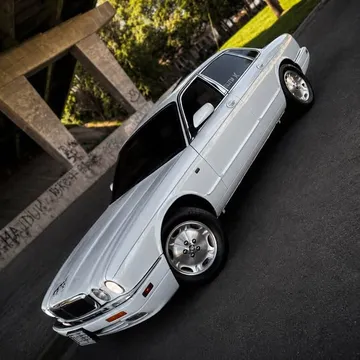 1997 Jaguar XJ XJ6 L Sedan 4D