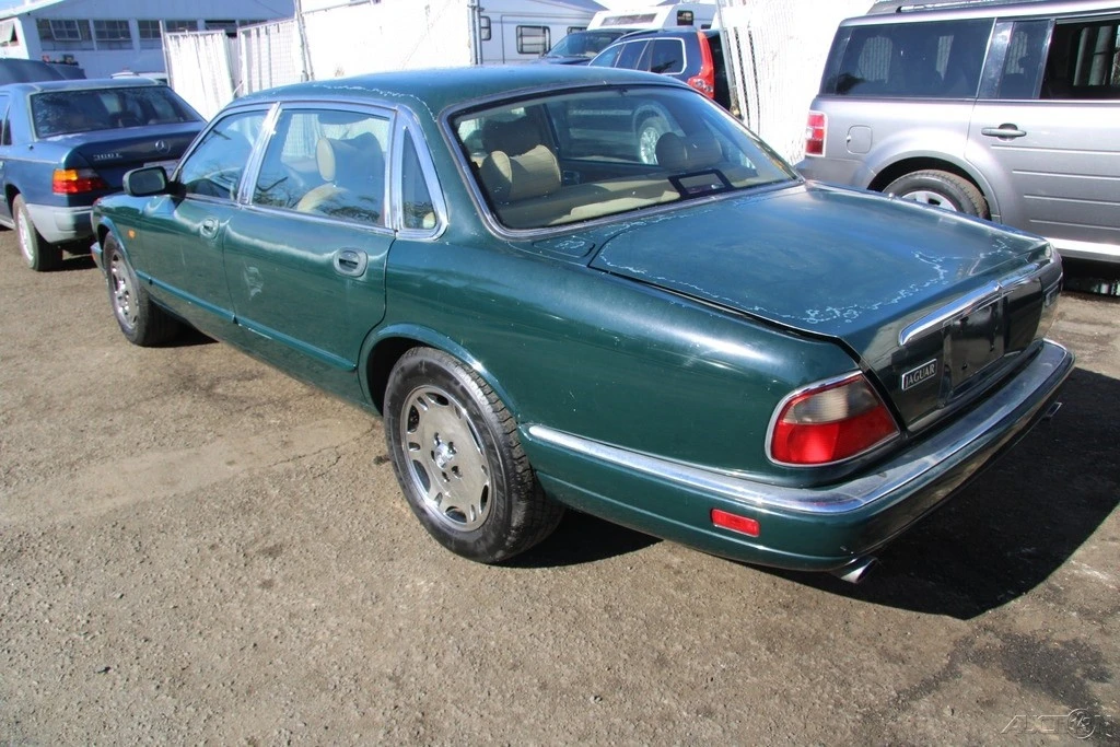 1997 Jaguar X300 XJ - Image 6 of 21