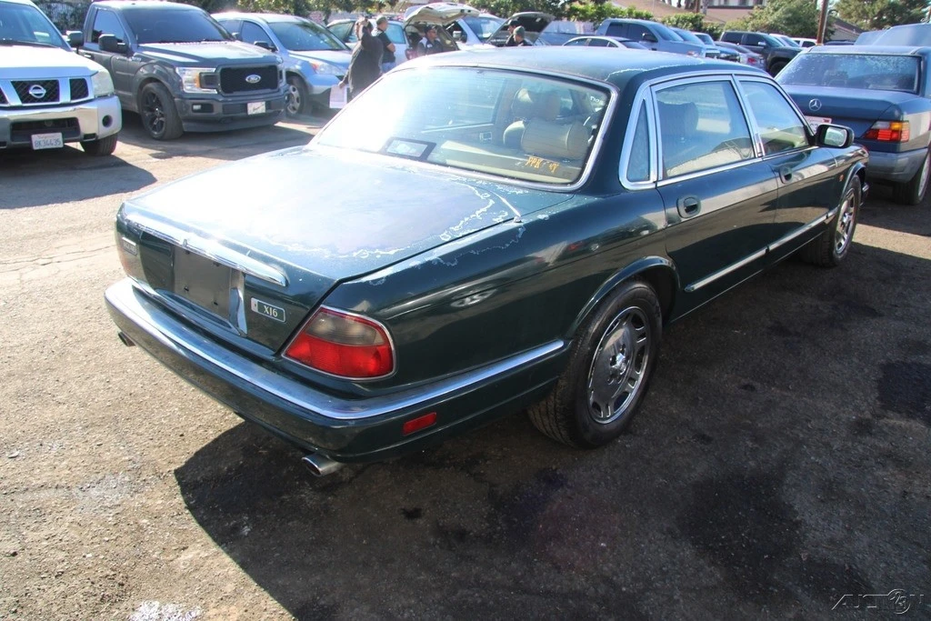 1997 Jaguar X300 XJ - Image 4 of 21