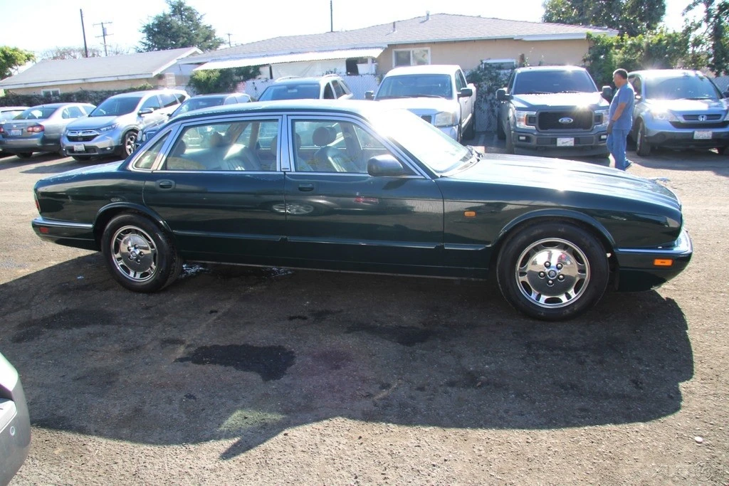 1997 Jaguar X300 XJ - Image 3 of 21