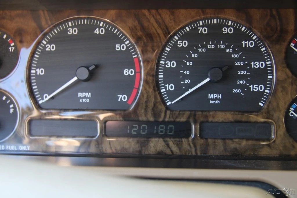1997 Jaguar X300 XJ - Image 15 of 21