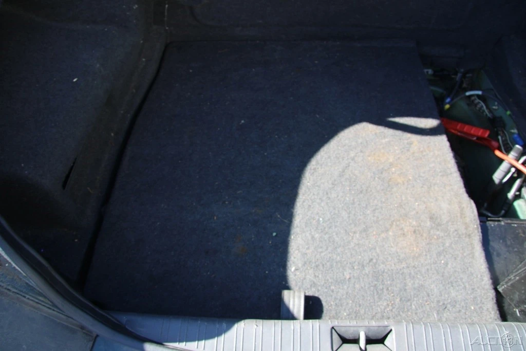 1997 Jaguar X300 XJ - Image 19 of 21