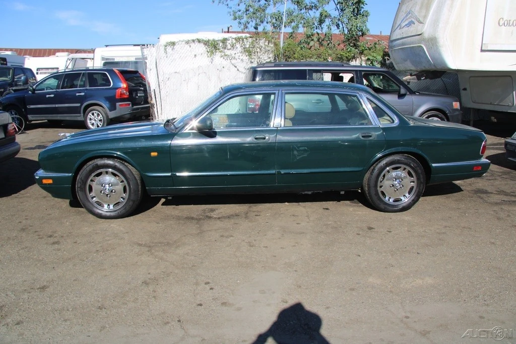 1997 Jaguar X300 XJ - Image 7 of 21