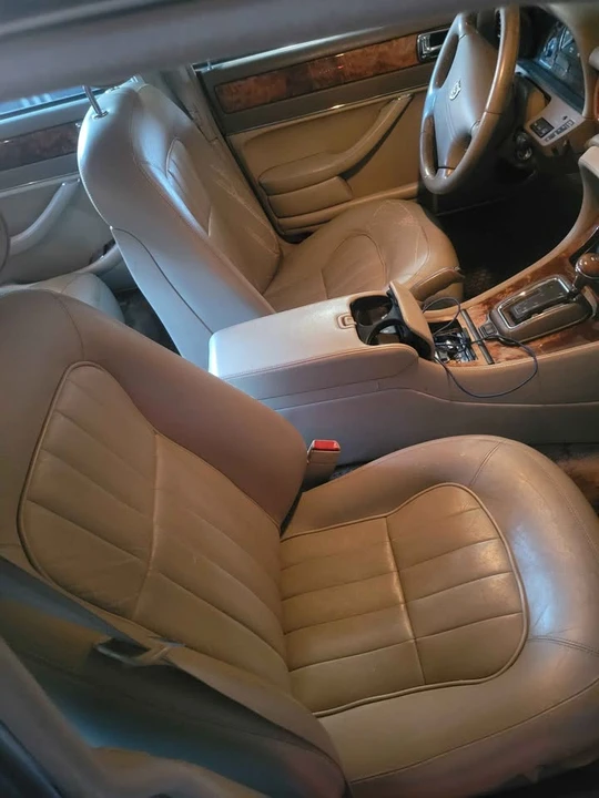 1997 Jaguar X300 XJ - Image 4 of 10