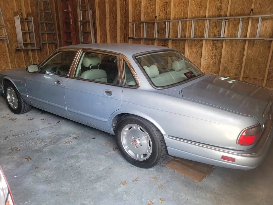 1997 Jaguar X300 XJ - Image 3 of 10