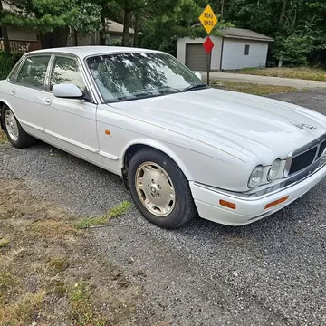 1997 Jaguar XJ XJ6 Sedan 4D