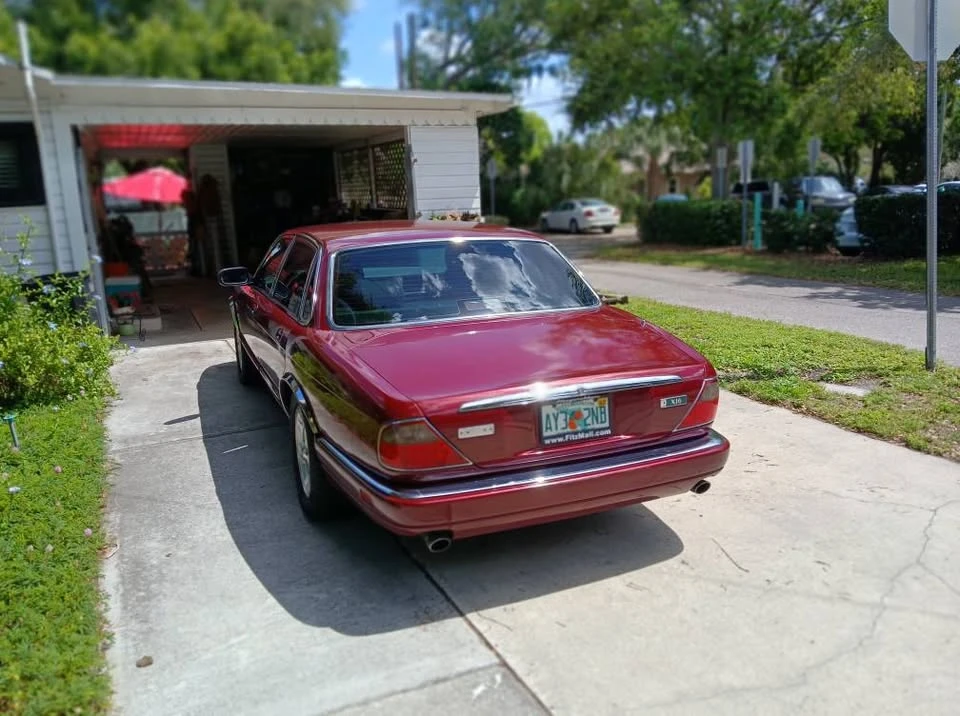 1997 Jaguar X300 XJ - Image 3 of 11