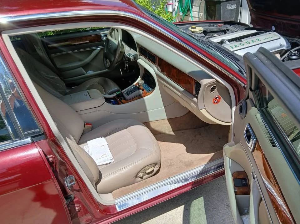 1997 Jaguar X300 XJ - Image 8 of 11