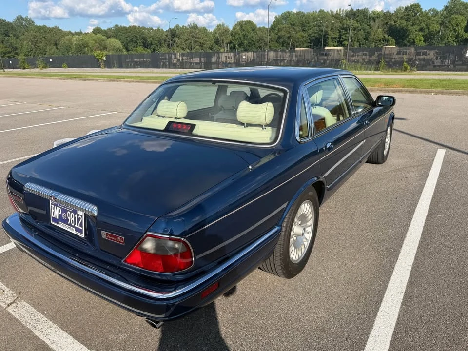 1997 Jaguar X300 XJ - Image 6 of 20