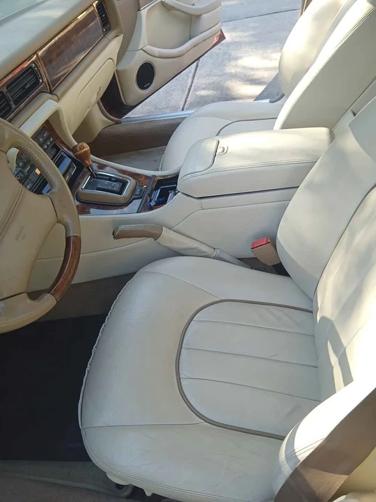 1997 Jaguar X300 XJ - Image 4 of 9