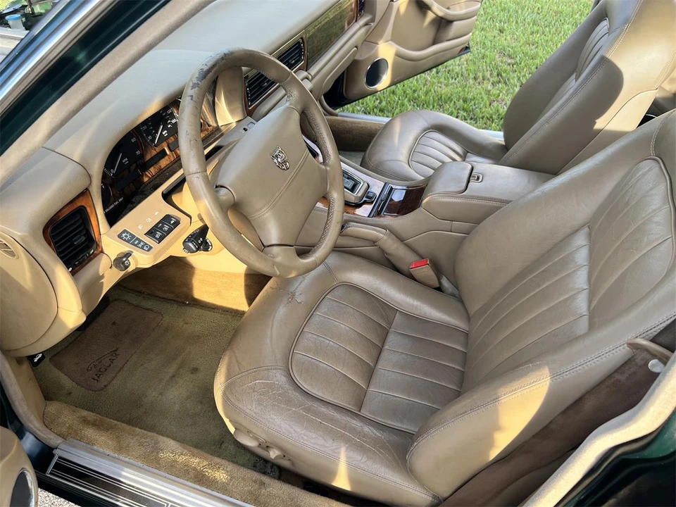 1997 Jaguar X300 XJ - Image 10 of 28