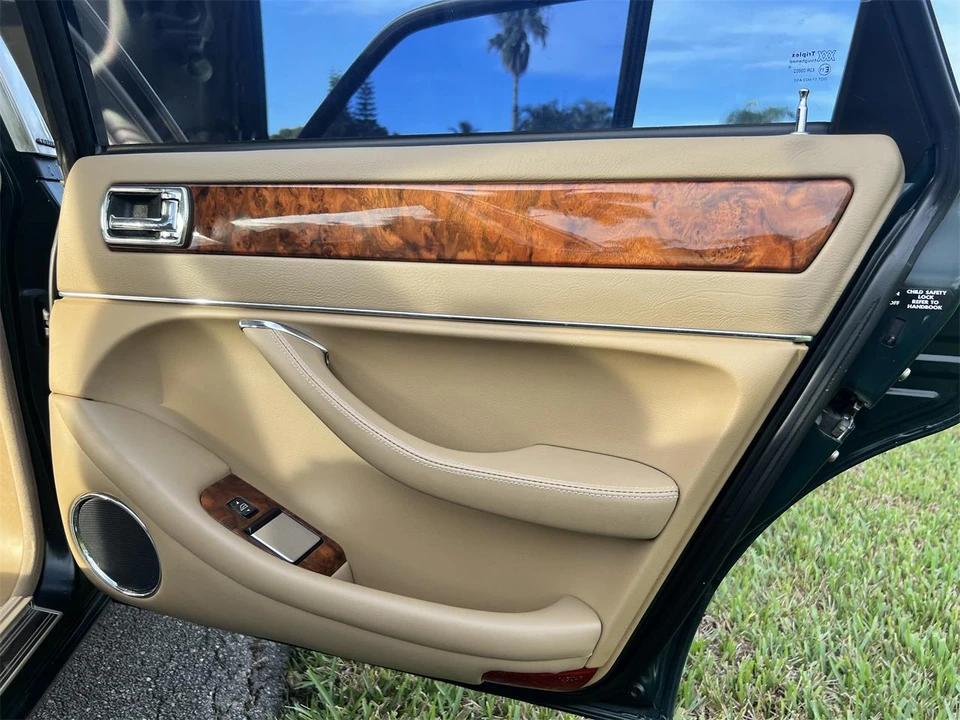 1997 Jaguar X300 XJ - Image 19 of 28