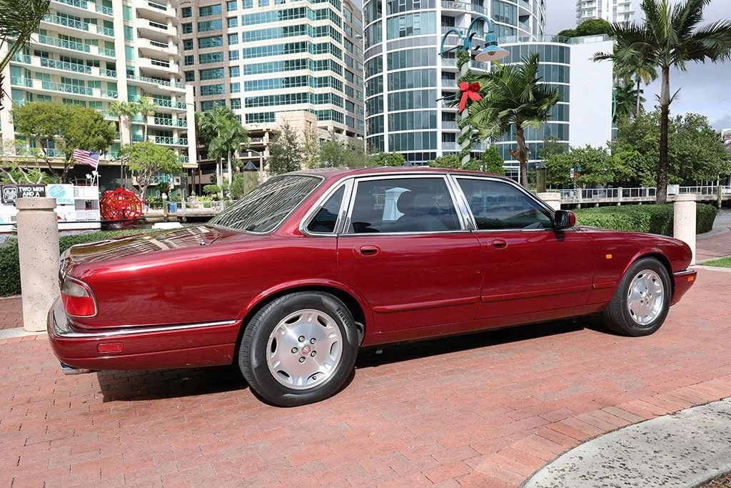 1997 Jaguar X300 XJ - Image 19 of 21