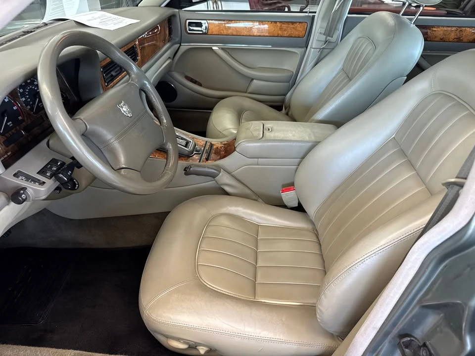 1997 Jaguar X300 XJ - Image 15 of 20