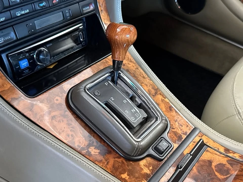 1997 Jaguar X300 XJ - Image 16 of 20
