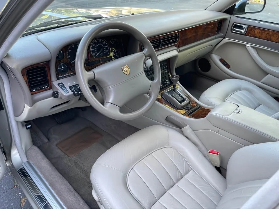 1997 Jaguar X300 XJ - Image 10 of 20