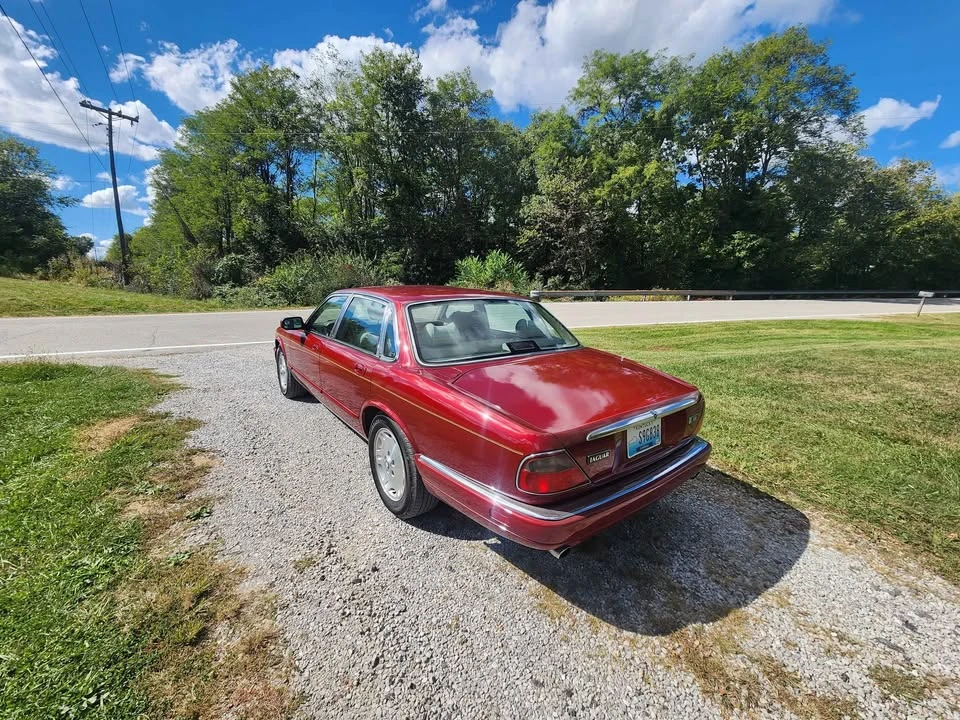 1997 Jaguar X300 XJ - Image 5 of 13