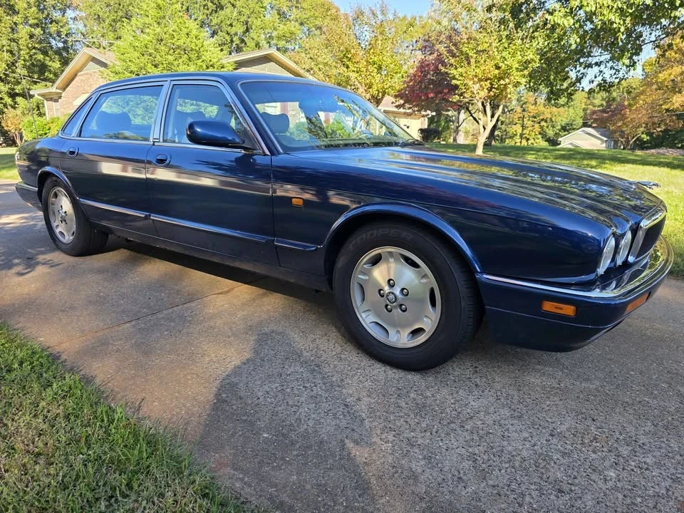 1997 Jaguar X300 XJ - Image 2 of 19