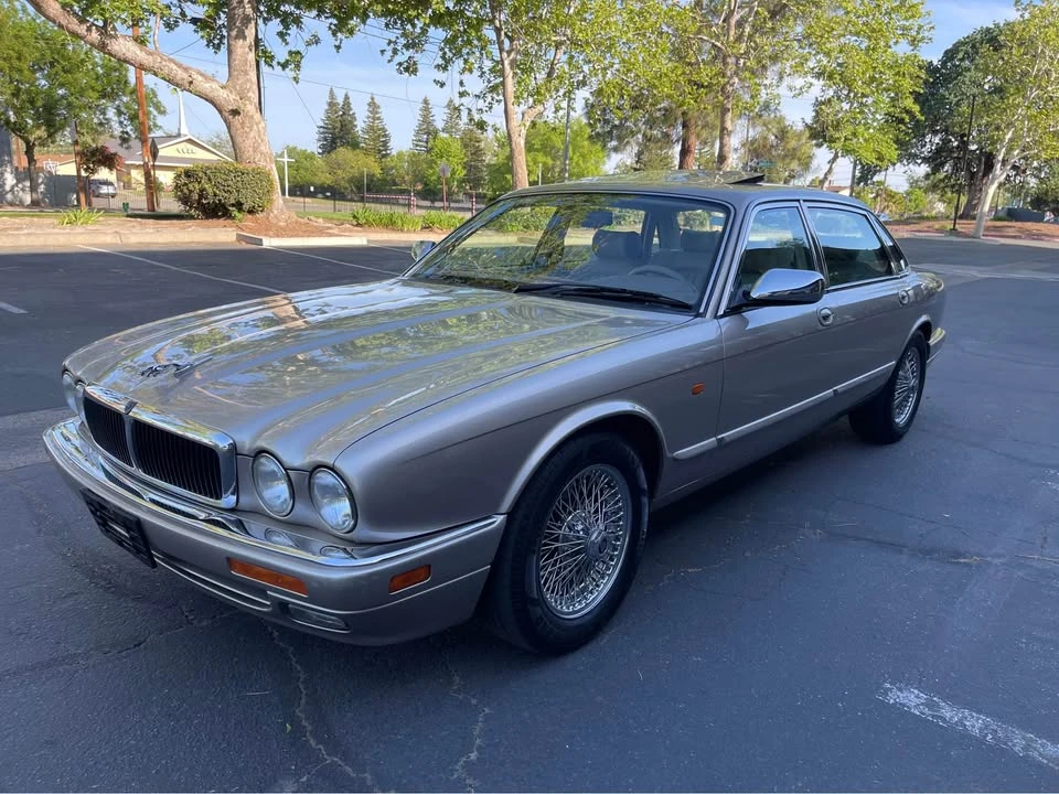 1997 Jaguar X300 XJ - Image 3 of 19
