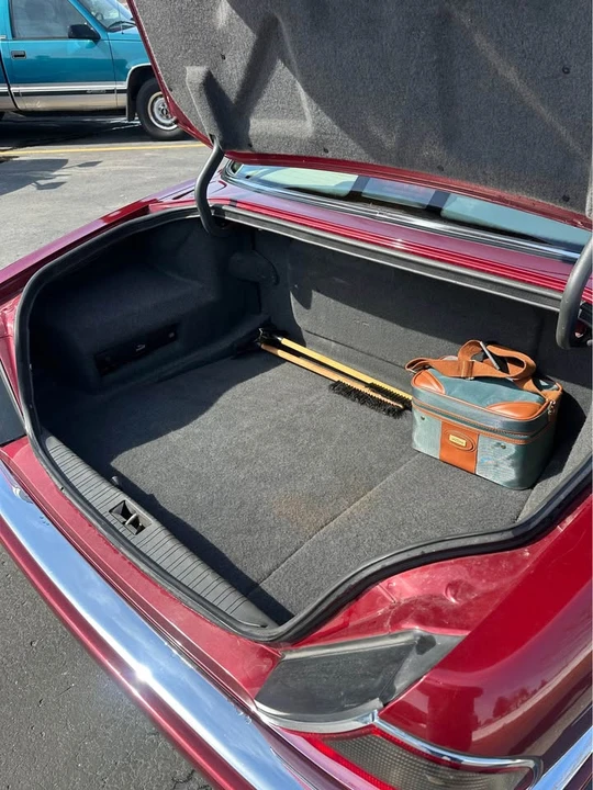 1997 Jaguar X300 XJ - Image 9 of 11