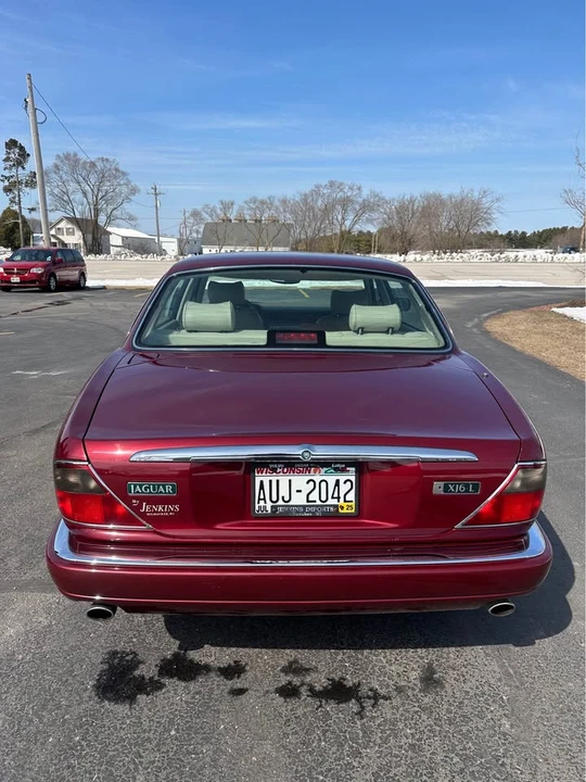 1997 Jaguar X300 XJ - Image 2 of 11