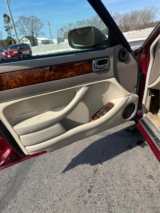 1997 Jaguar X300 XJ - Image 11 of 11