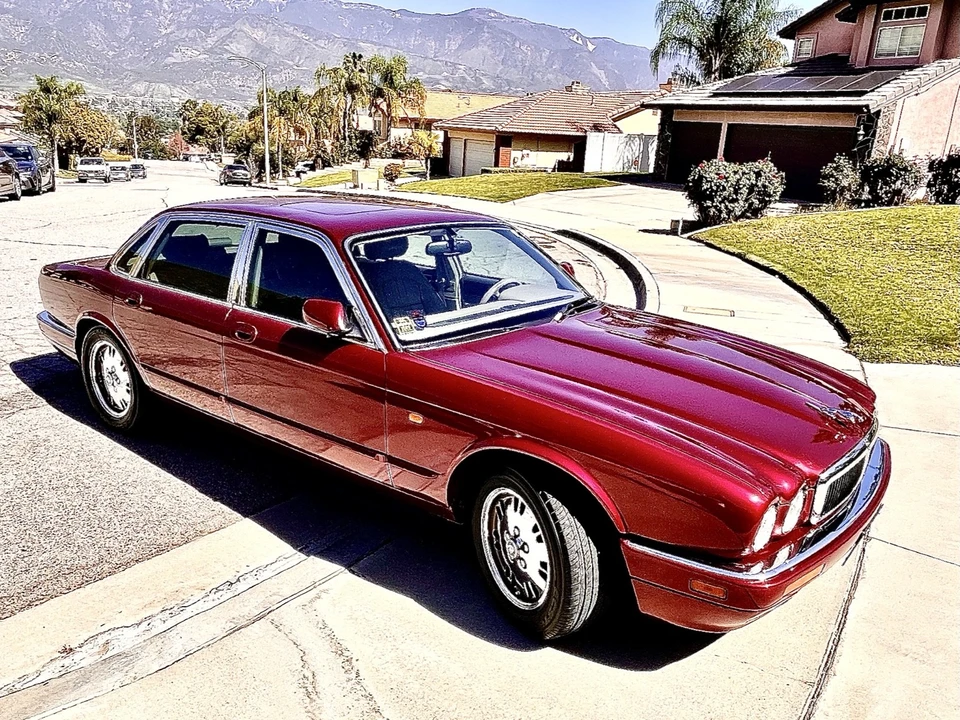 1997 Jaguar X300 XJ - Image 7 of 21