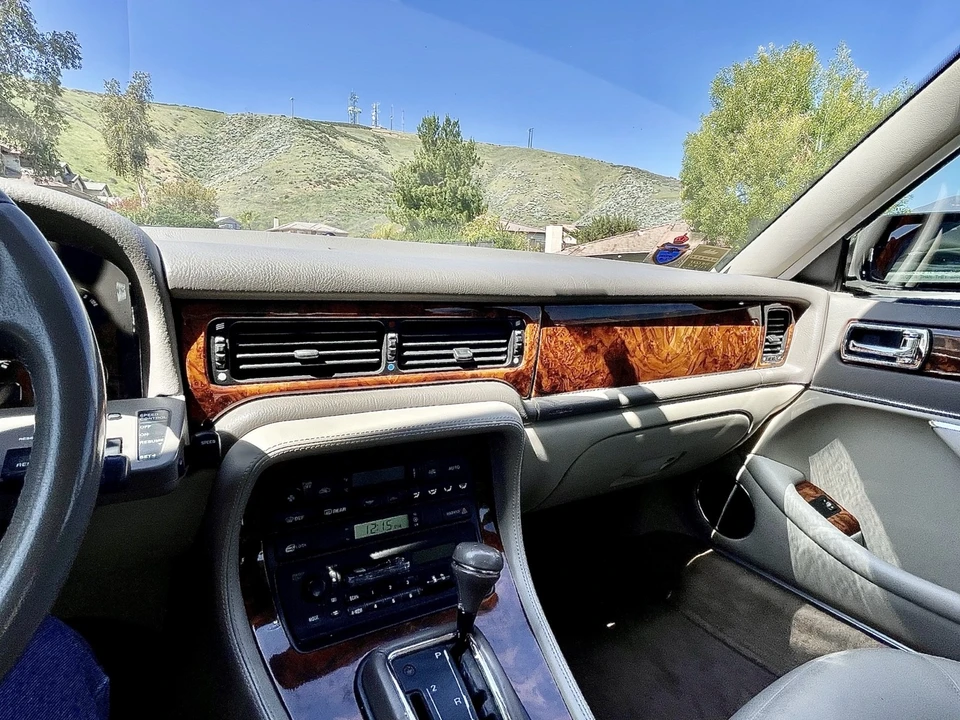 1997 Jaguar X300 XJ - Image 14 of 21