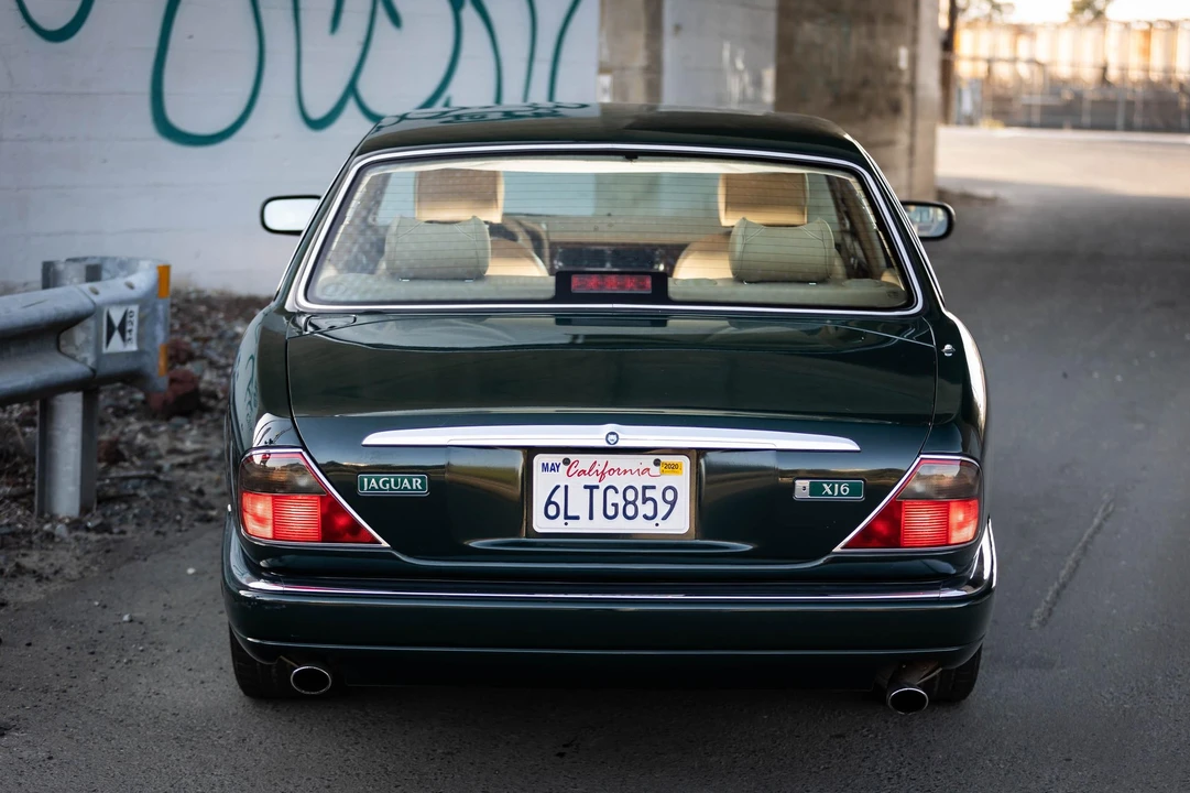 1997 Jaguar X300 XJ - Image 5 of 31