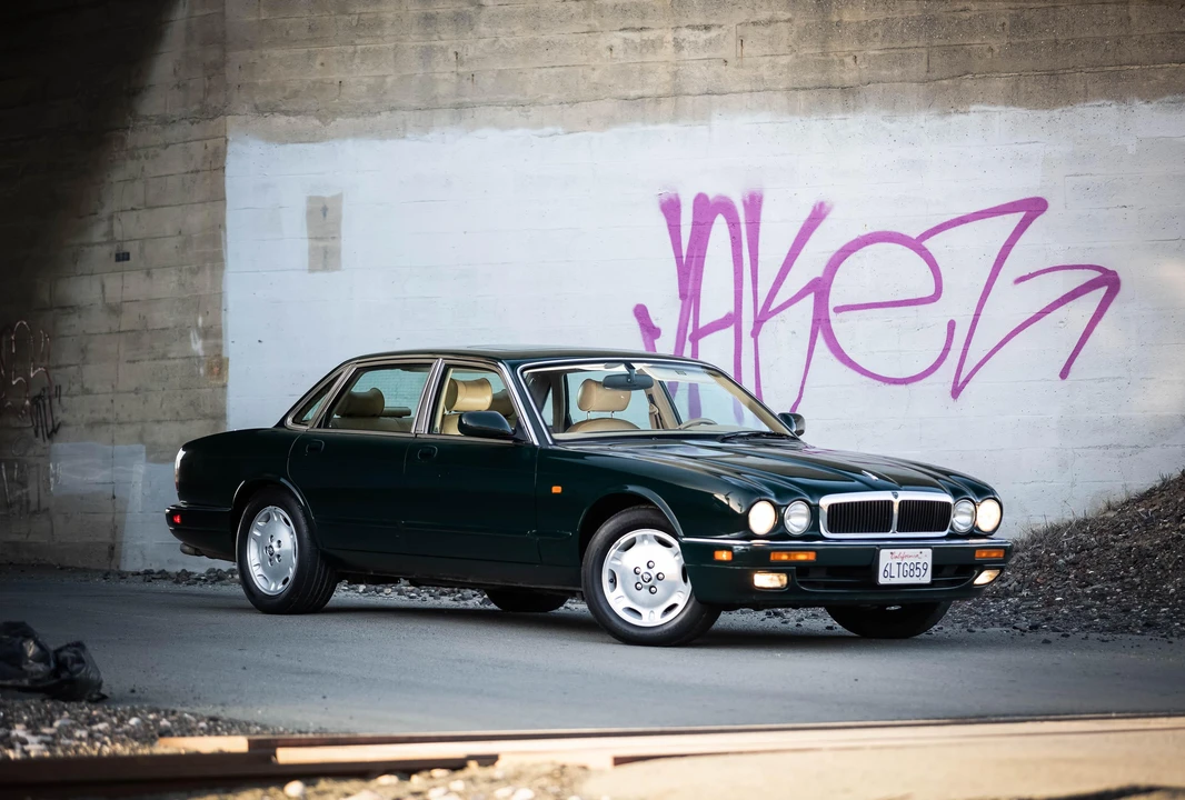 1997 Jaguar X300 XJ - Image 17 of 31