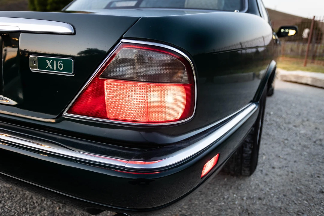 1997 Jaguar X300 XJ - Image 30 of 31