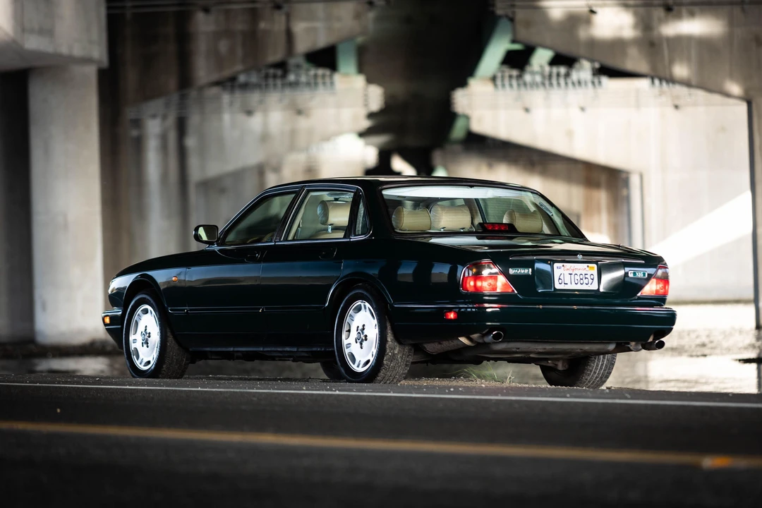 1997 Jaguar X300 XJ - Image 12 of 31