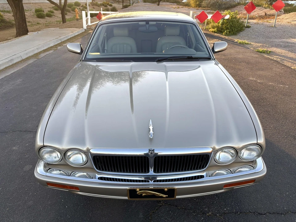 1997 Jaguar X300 XJ - Image 12 of 31