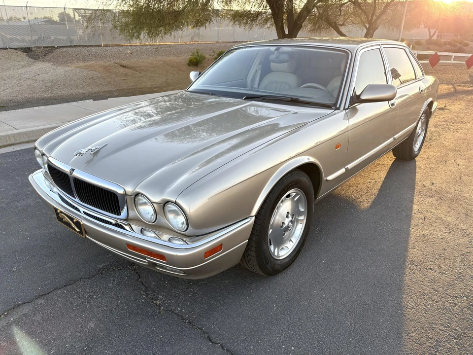1997 Jaguar X300 XJ - Image 4 of 31