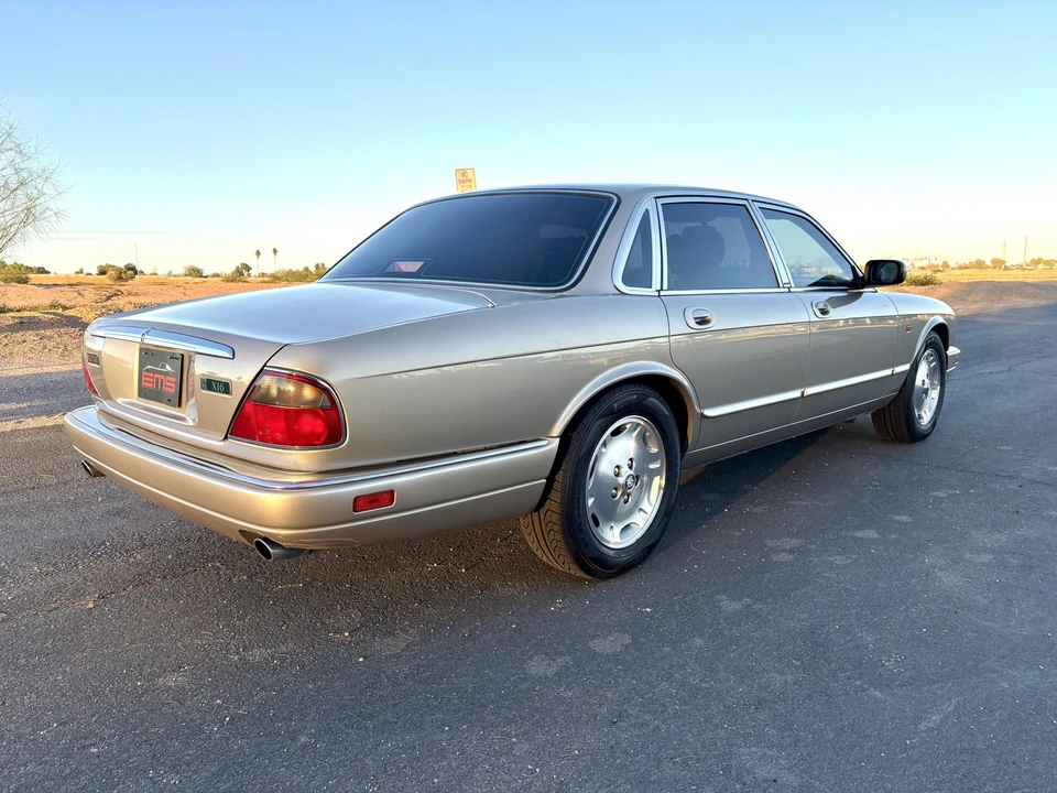 1997 Jaguar X300 XJ - Image 28 of 31