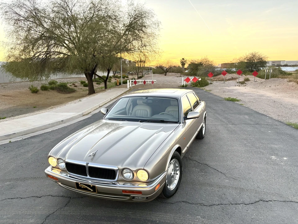 1997 Jaguar X300 XJ - Image 7 of 31