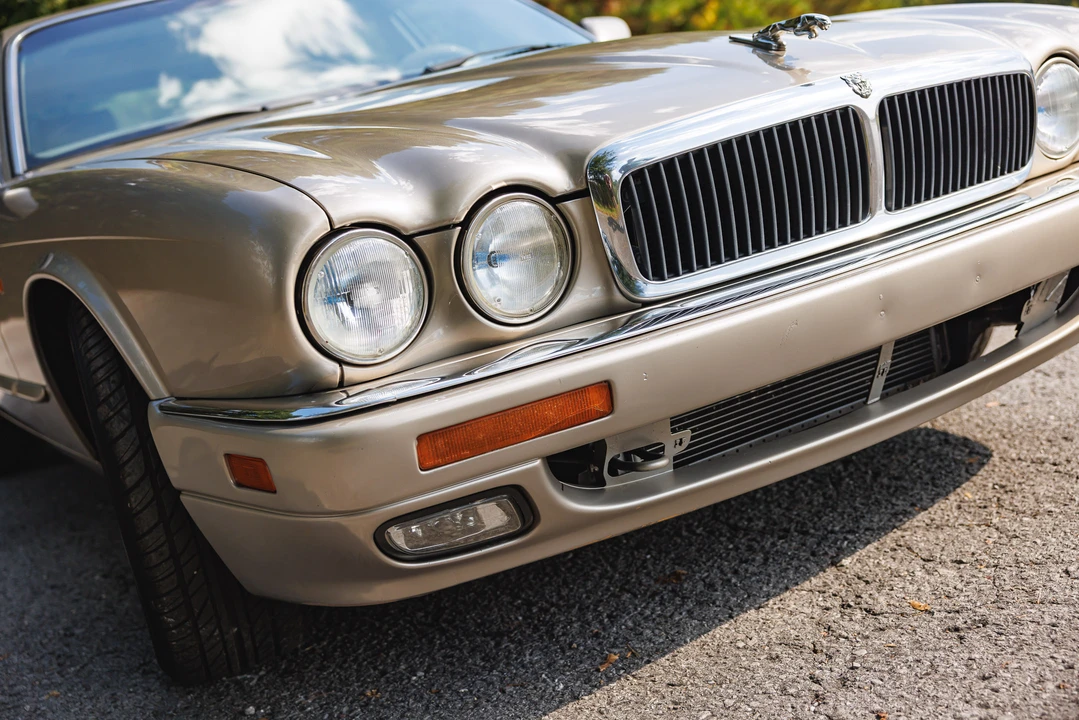 1997 Jaguar X300 XJ - Image 12 of 31