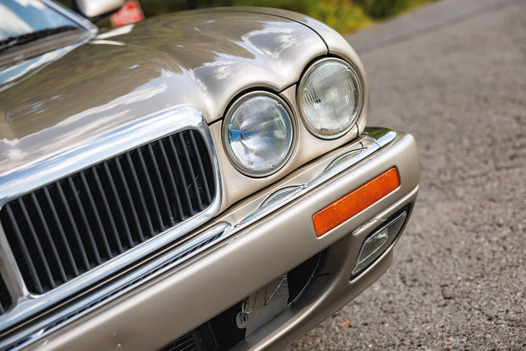 1997 Jaguar X300 XJ - Image 13 of 31