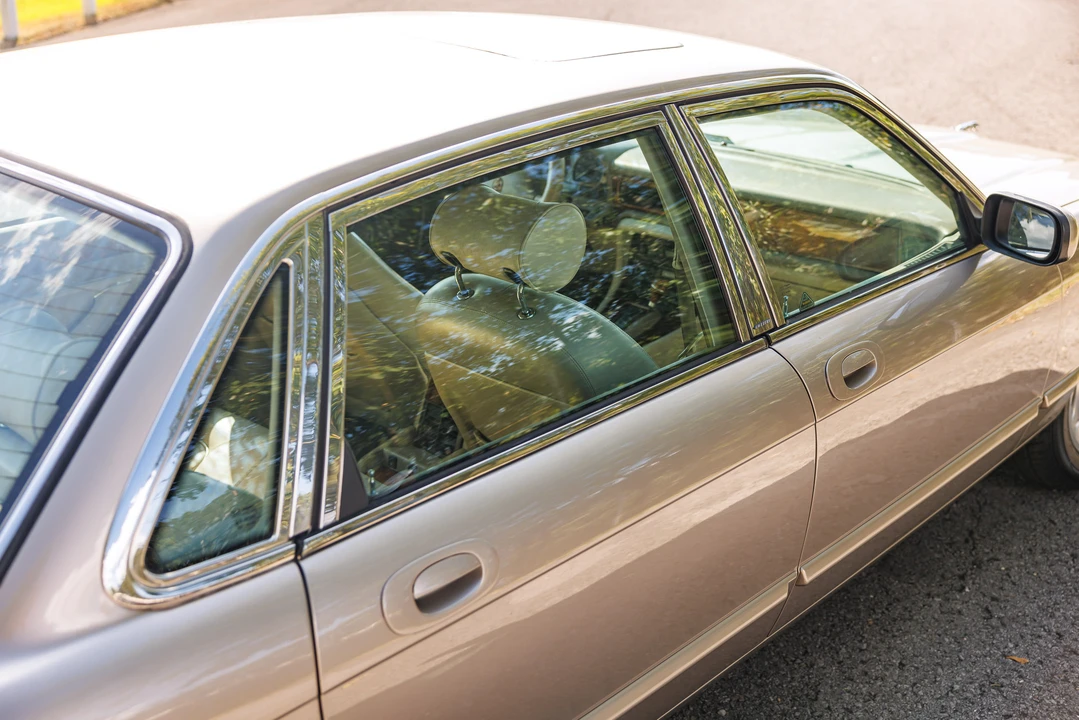 1997 Jaguar X300 XJ - Image 29 of 31