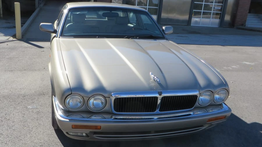 1997 Jaguar X300 XJ - Image 8 of 11