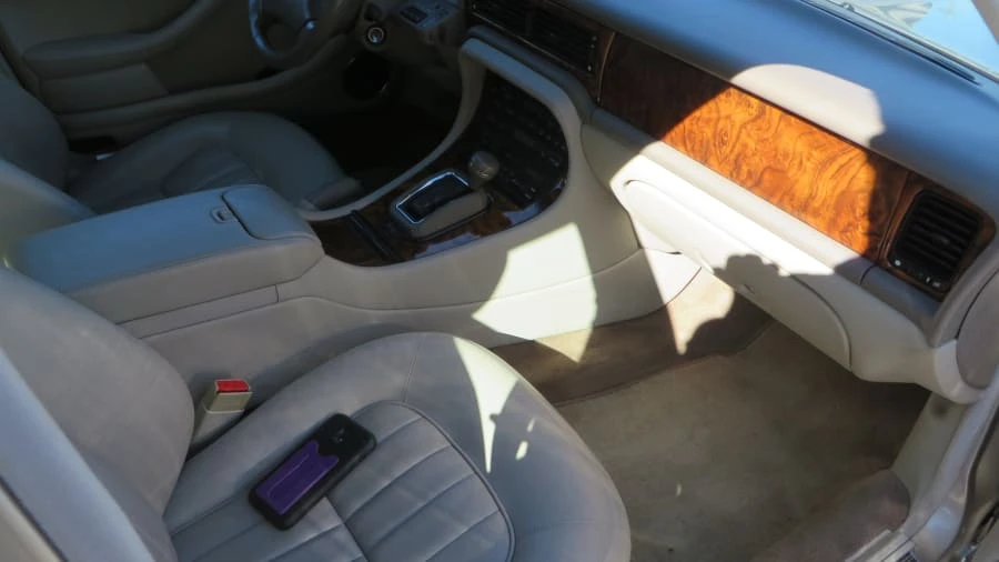1997 Jaguar X300 XJ - Image 4 of 11