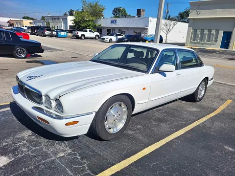 1997 Jaguar XJ6 Sedan