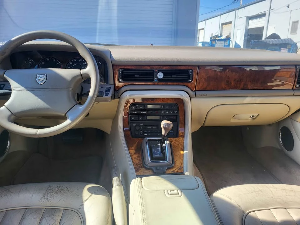 1997 Jaguar X300 XJ - Image 13 of 14