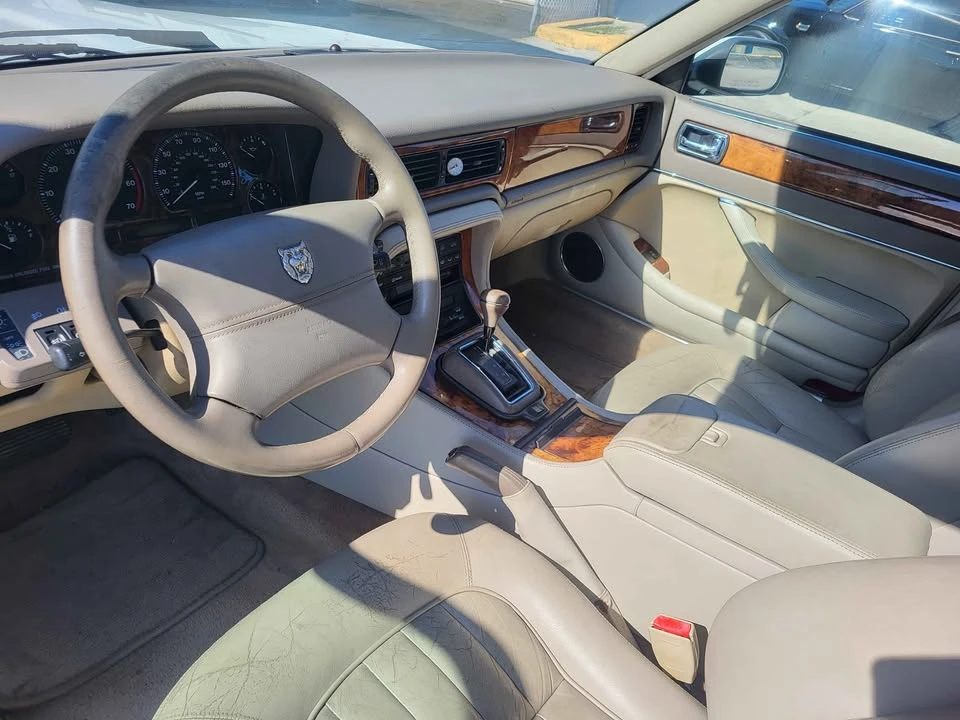 1997 Jaguar X300 XJ - Image 11 of 14