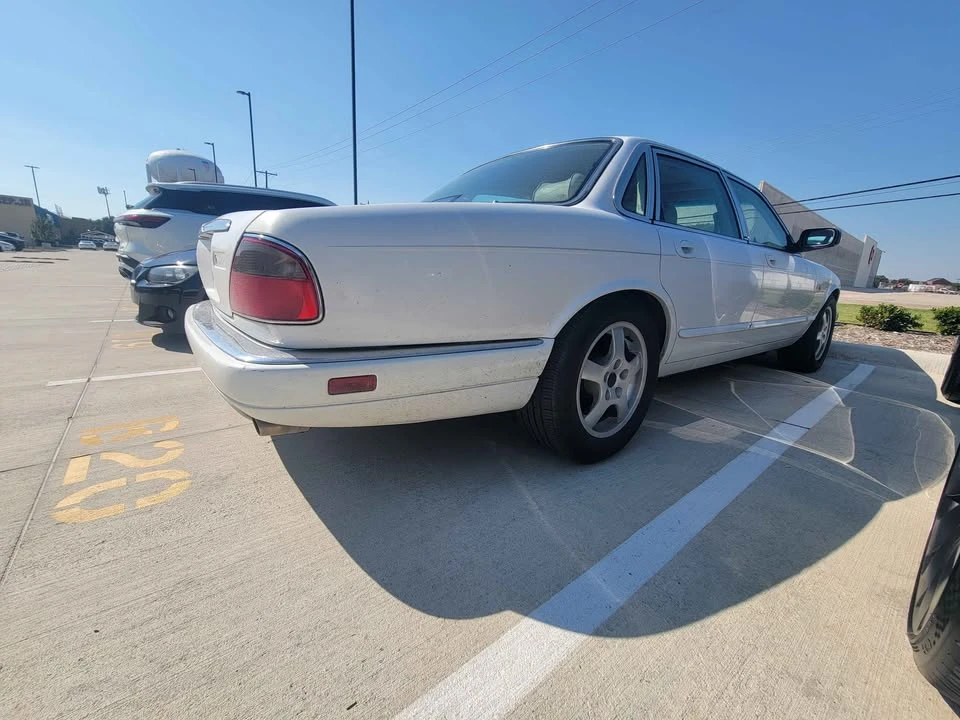 1997 Jaguar X300 XJ - Image 4 of 9