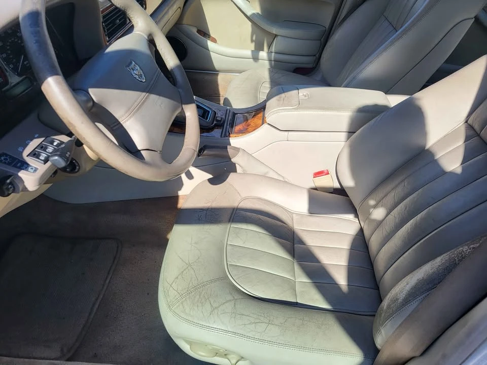 1997 Jaguar X300 XJ - Image 9 of 14