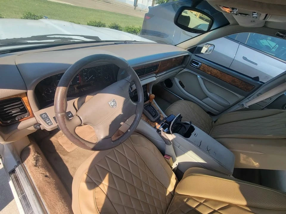 1997 Jaguar X300 XJ - Image 6 of 8