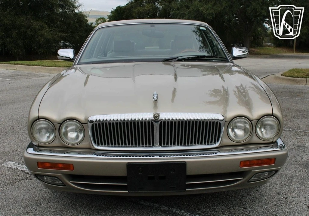1997 Jaguar X300 XJ - Image 18 of 21